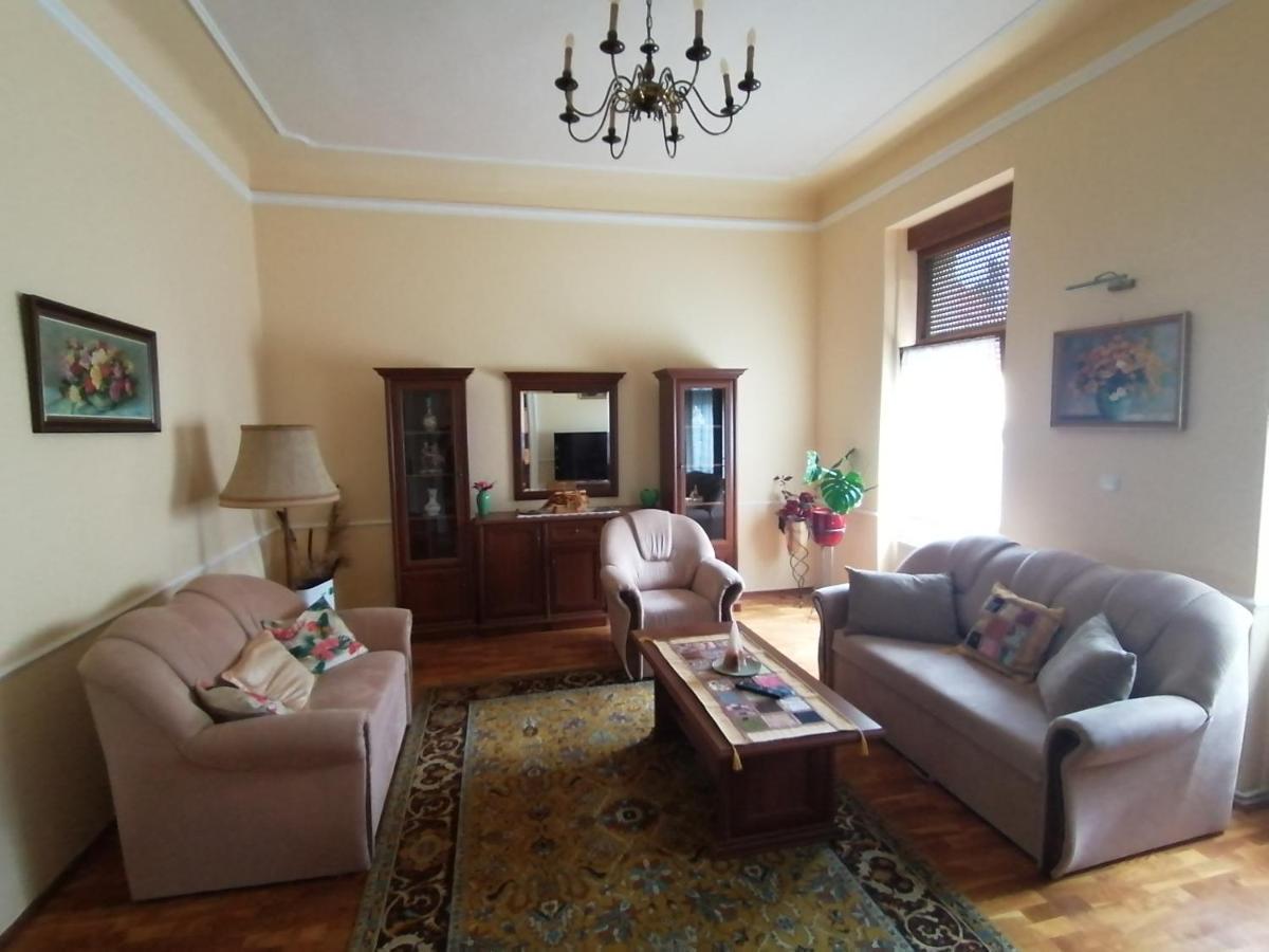 Anna Vendeghaz Apartment Keszthely Luaran gambar