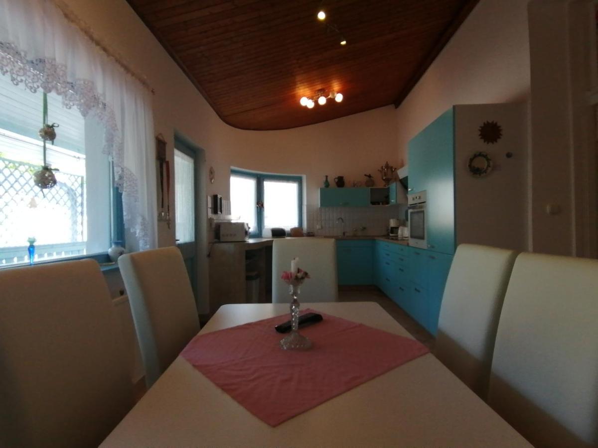 Anna Vendeghaz Apartment Keszthely Luaran gambar