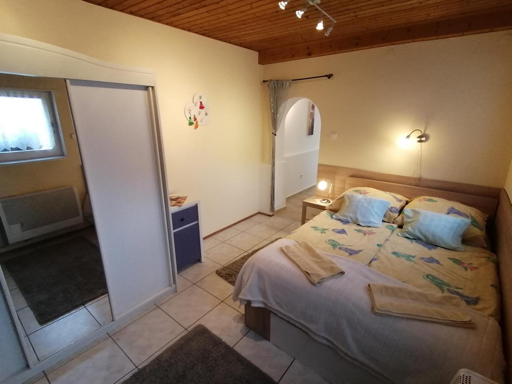 Anna Vendeghaz Apartment Keszthely Luaran gambar